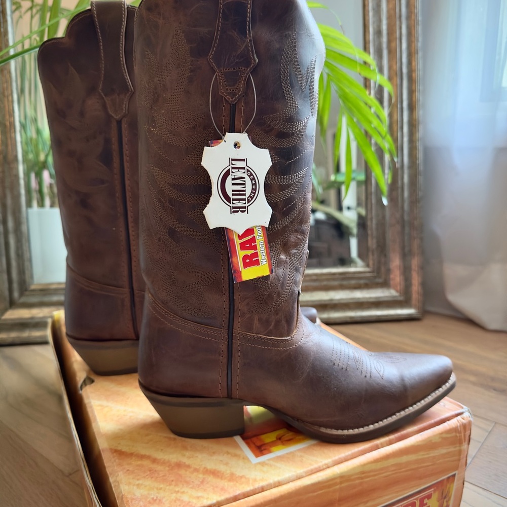 Ariat Brown Leather Cowboy Boots